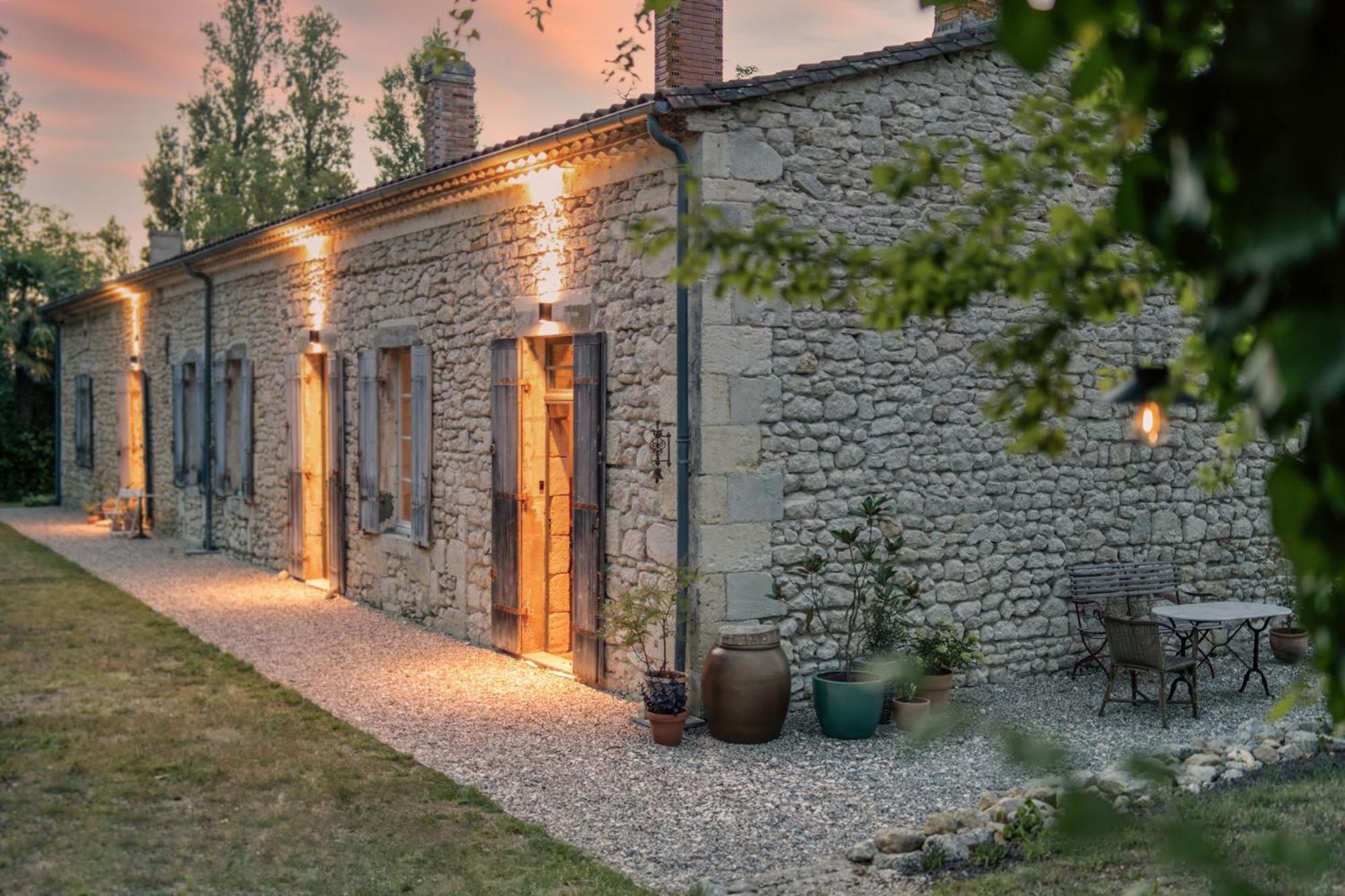 La Nuit & Le Jour Bed and Breakfast Vertheuil-en-Médoc Exteriör bild